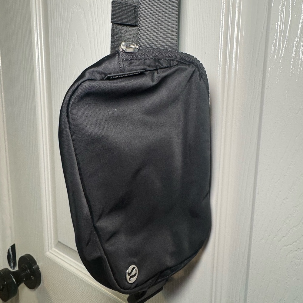 lululemon athletica Black Belt Bag